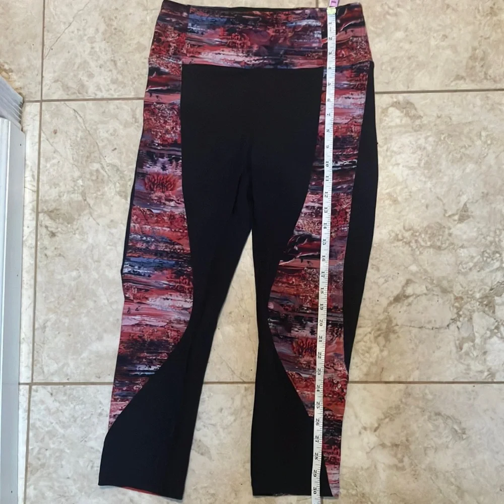Lululemon leggings size 8 NEW WITHOUT TAGS